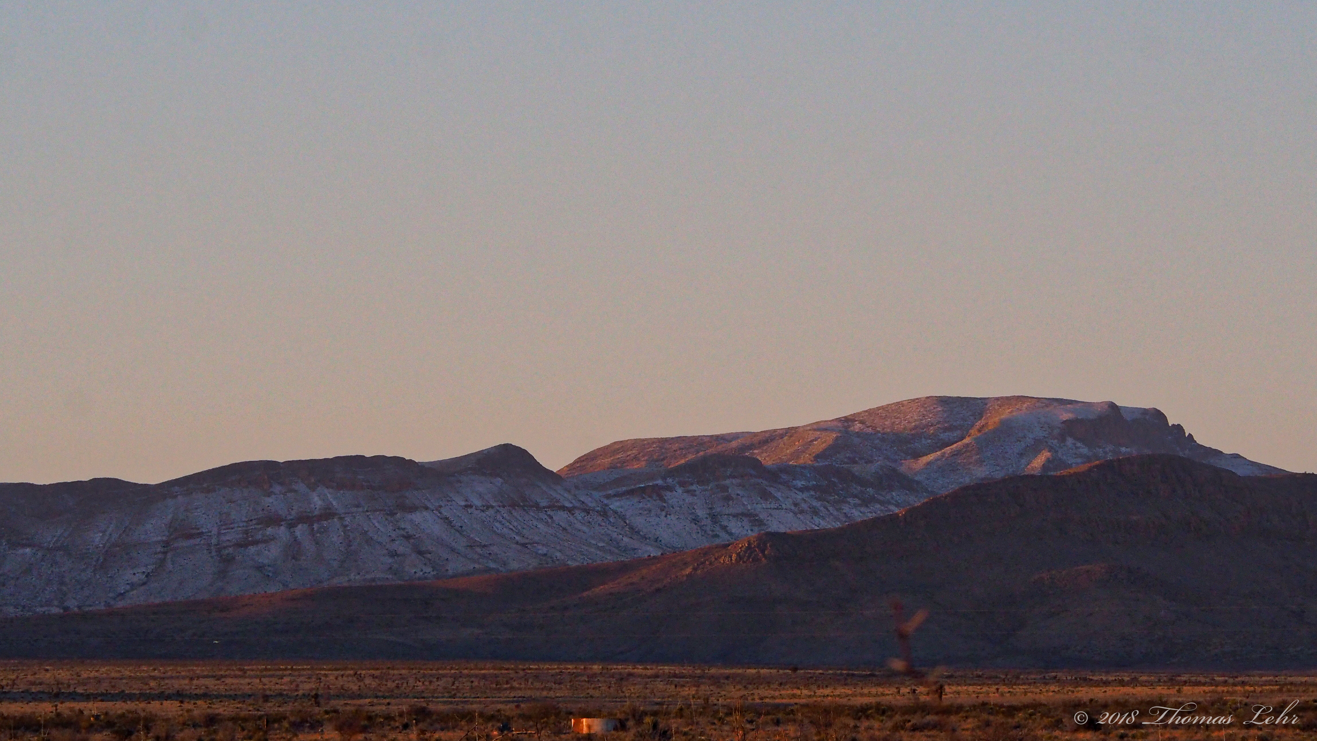 Things floating like the first hundred flakes of snow