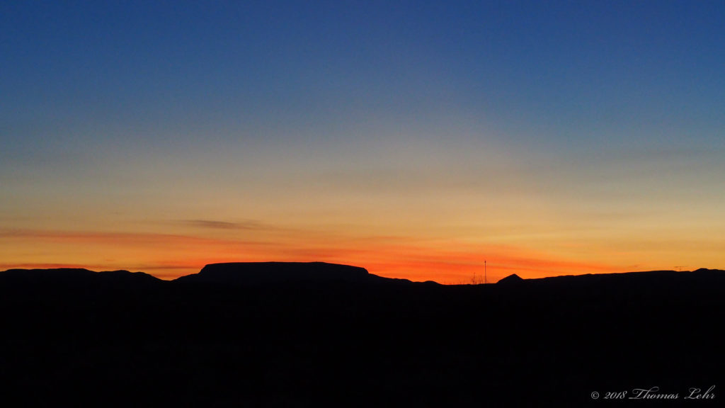 to recommence each new forever inside these eyes. Look. —Ed Bok Lee