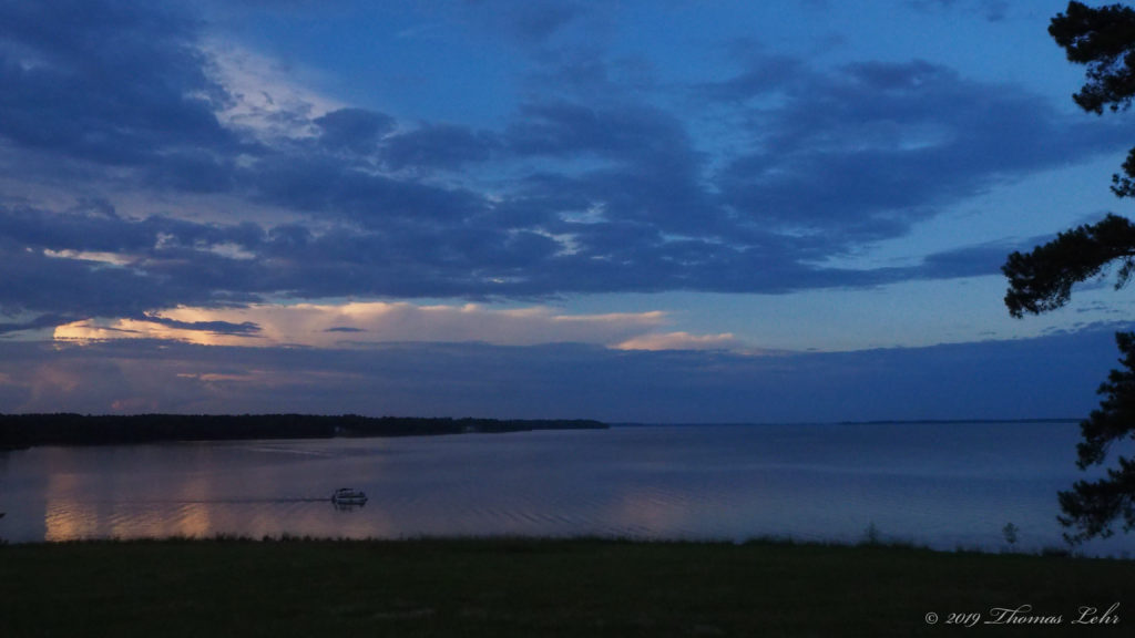 I have read the news and learned nothing.