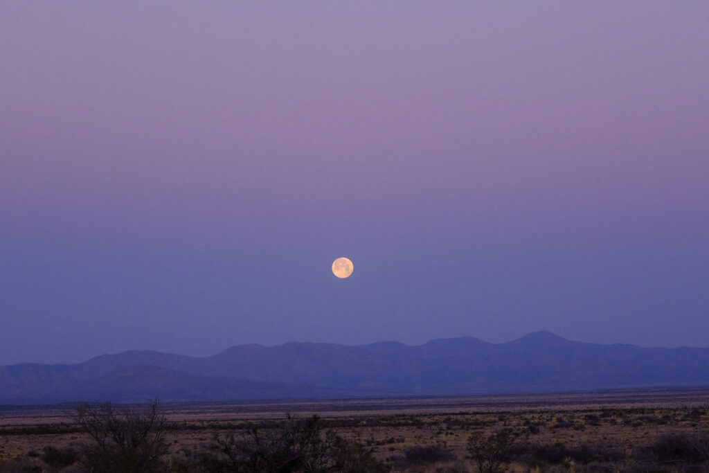 to know good luck arrives only on its way