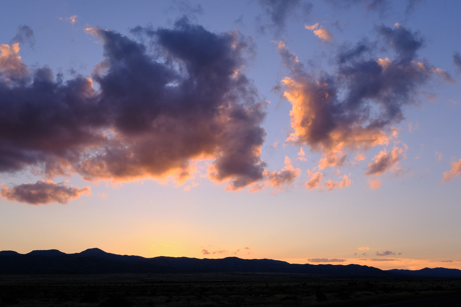 I let my oars fall into the water.